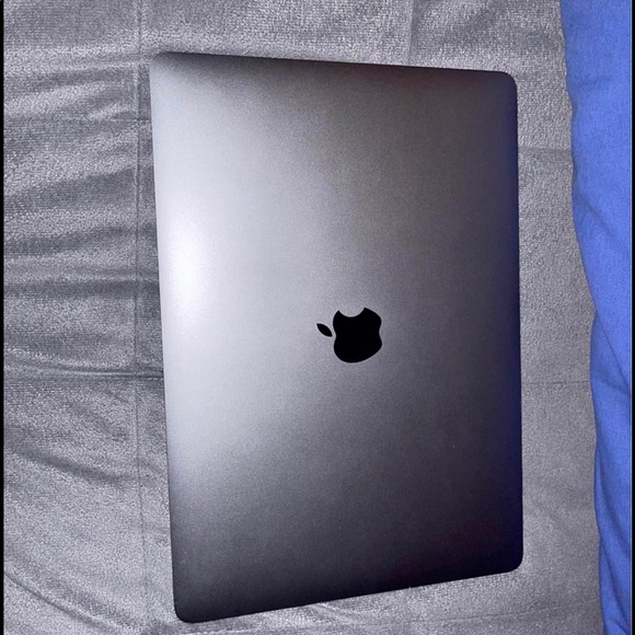 MacBook